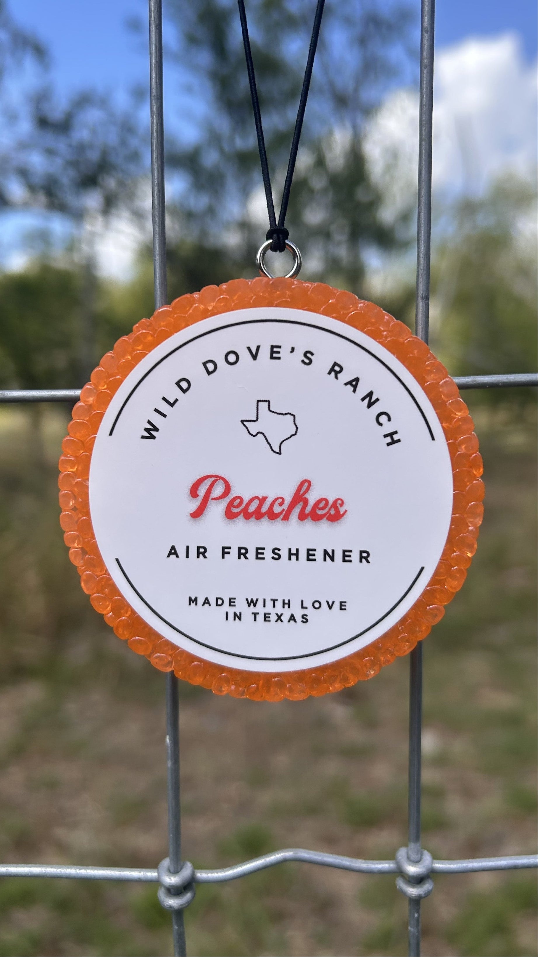 PEACHES